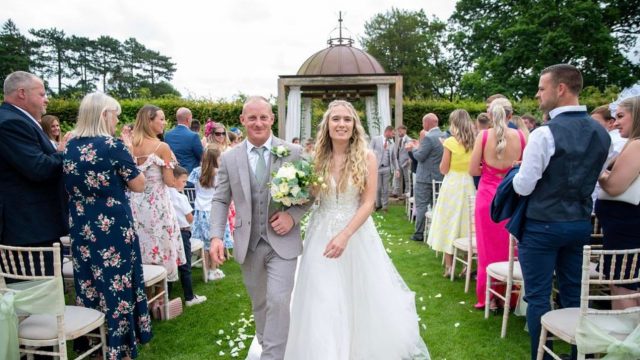 freedom-photography-emma-sabin-photographer-cotswolds-huddle (4)