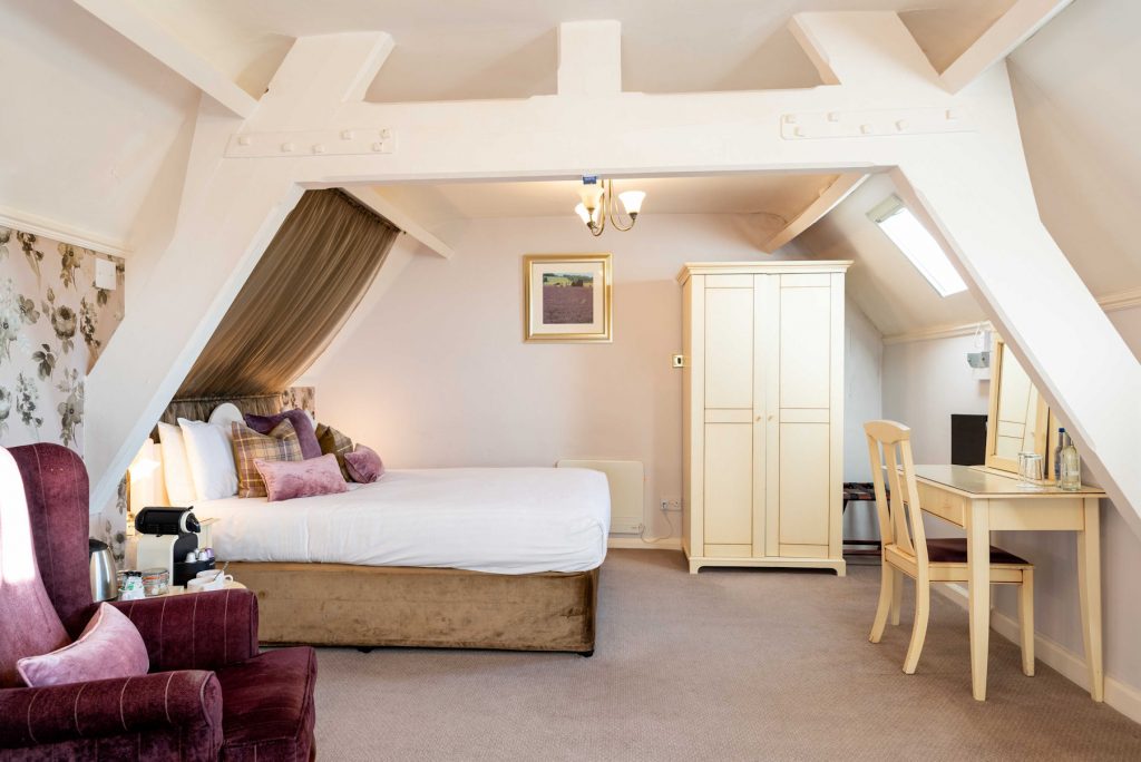 three-ways-house-mickleton-cotswolds-huddle-2