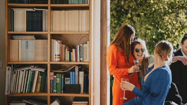 salt-and-scent-wedding-planner-cotswolds-huddle (4)