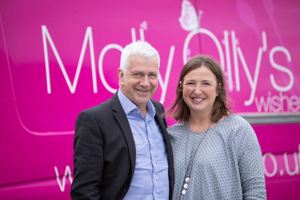 molly-ollys-charity-cotswolds-huddle