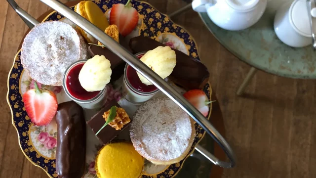 winter-sale-stay-burleigh-court-minchinhampton-cotswolds-huddle (1)