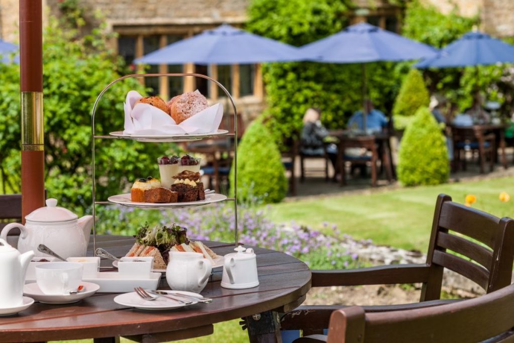 buckland-manor-hotel-restaurant-broadway-worcestershire-cotswolds-huddle (5)