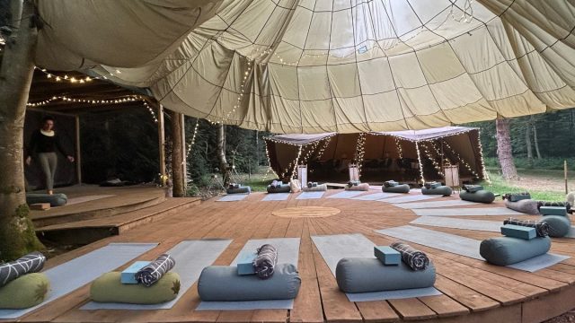 heath-farm-oxfordshire-cotswolds-huddle (1)