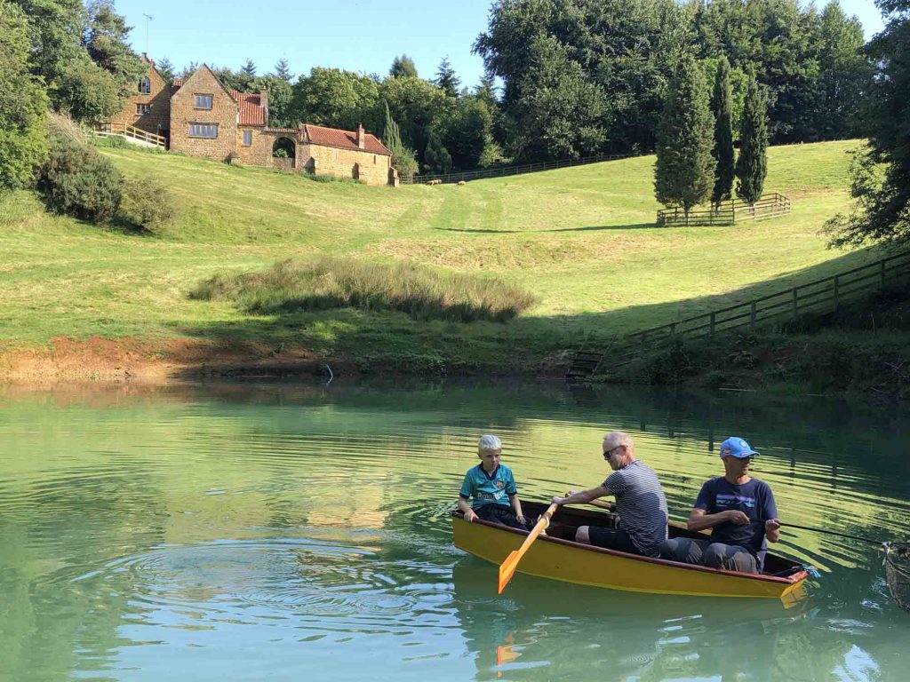 heath-farm-oxfordshire-cotswolds-huddle (11)