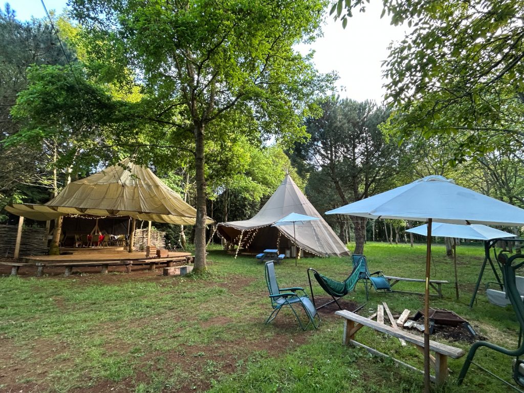 heath-farm-oxfordshire-cotswolds-huddle (2)