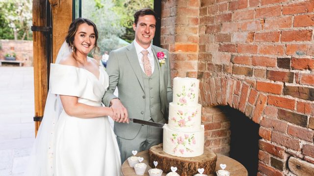 Helen’s Cakery