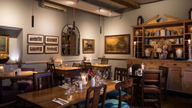 howard-arms-ilmington-warwickshire-cotswolds-huddle (1)