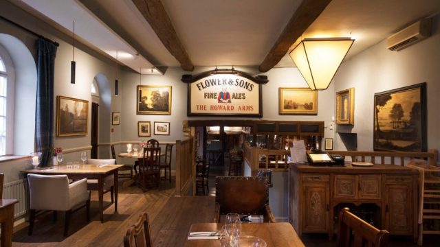 howard-arms-ilmington-warwickshire-cotswolds-huddle (2)