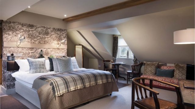 howard-arms-ilmington-warwickshire-cotswolds-huddle (3)