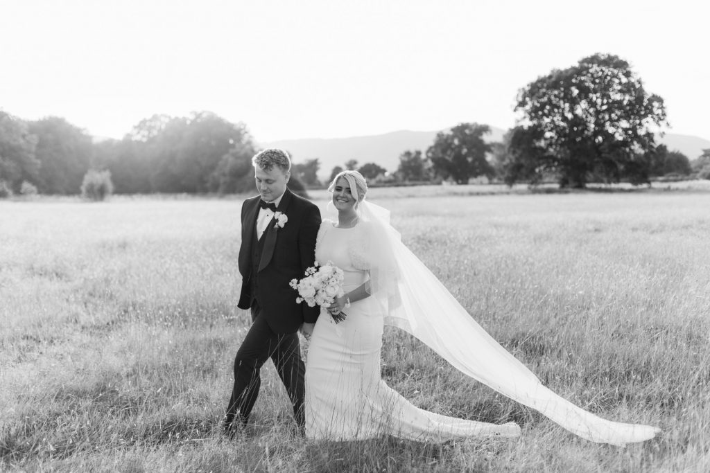 aurora-nyx-floral-design-cotswolds-weddings (2)