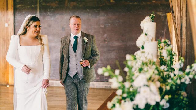 cake-daydreams-wedding-cakes-claire-davey-cheltenham-cotswolds-weddings (2)