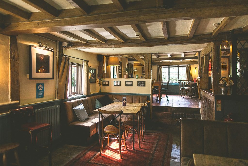 fleur-de-lys-lowsonford-henley-in-arden-warwickshire-cotswolds-huddle (5)