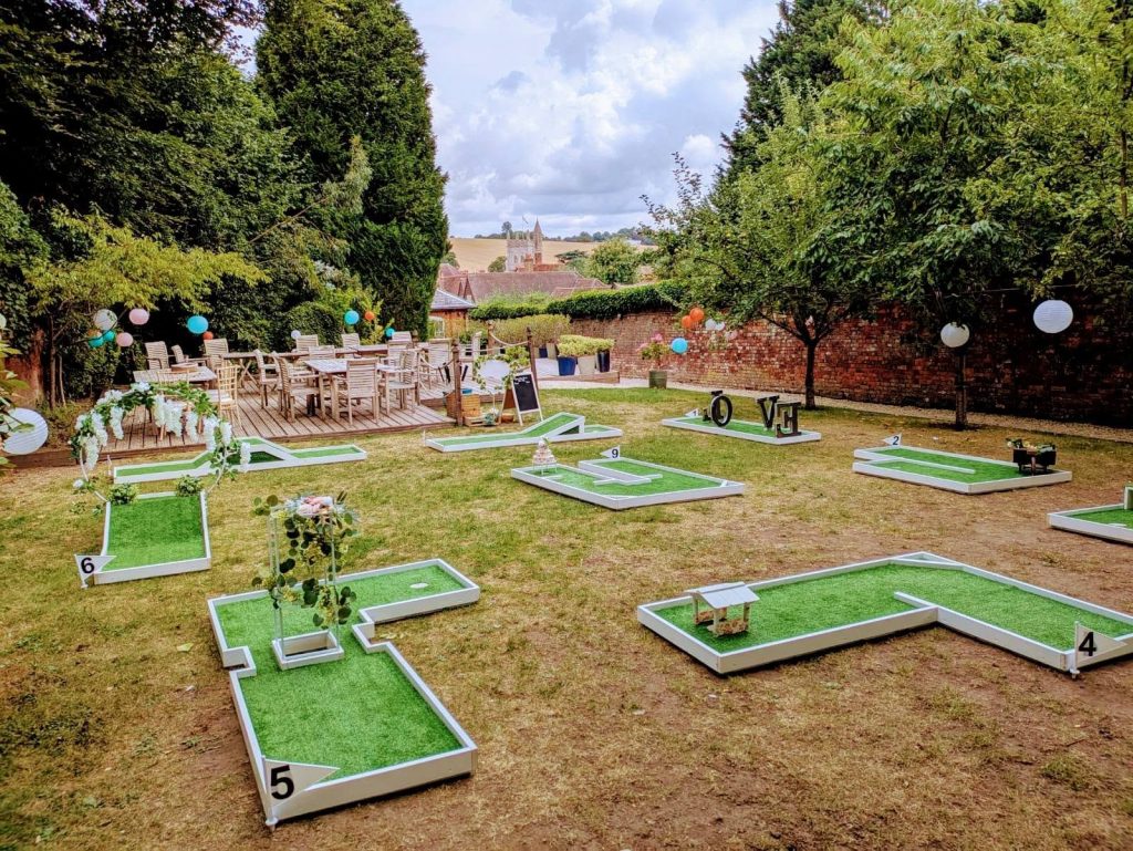 perfect-putts-wedding-event-hire-cotswolds-huddle (5)