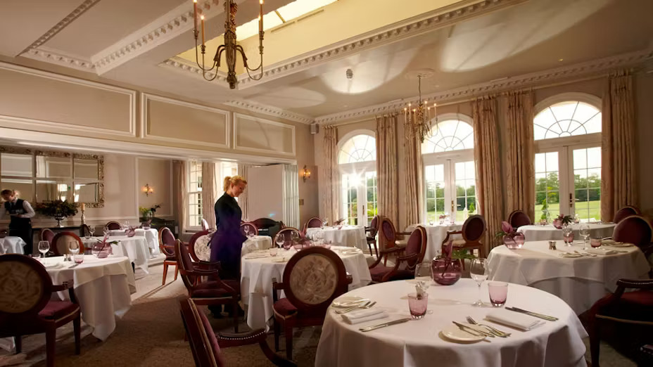 brockencote-hall-cotswolds-huddle (2)