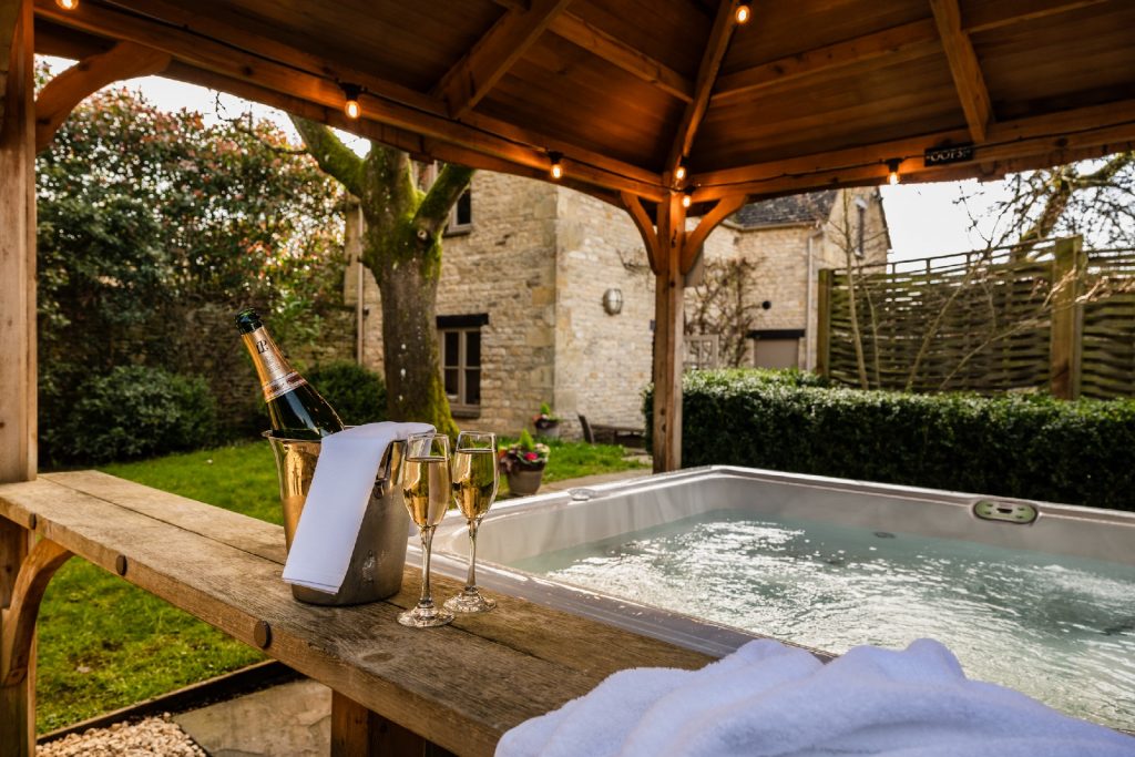 manor-house-hotel-moreton-in-marsh-cotswolds-huddle (10)