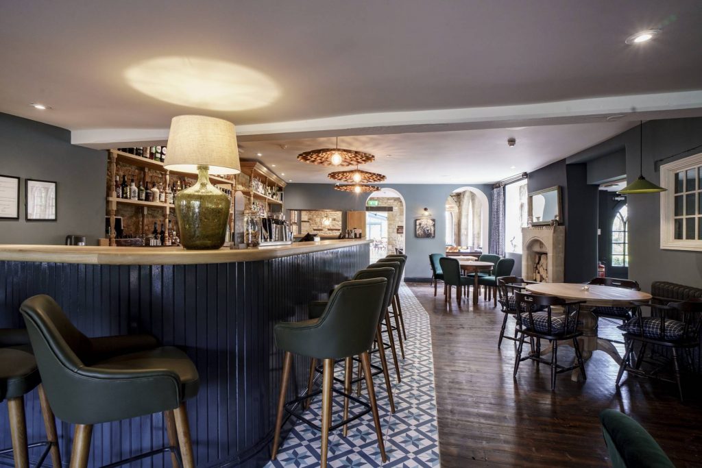 manor-house-hotel-moreton-in-marsh-cotswolds-huddle (14)