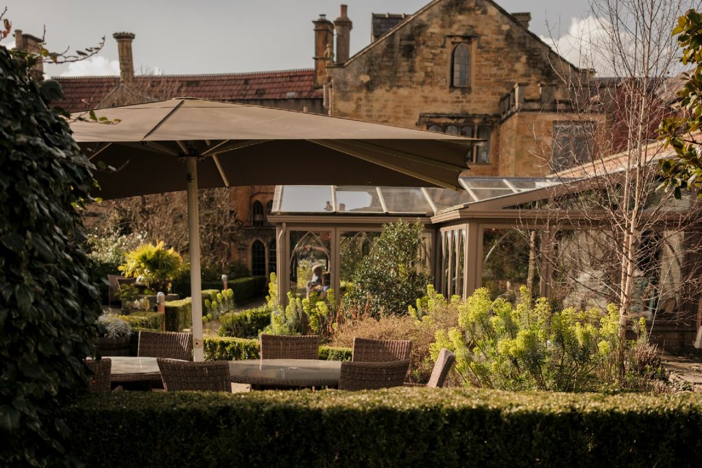 manor-house-hotel-moreton-in-marsh-cotswolds-huddle (5)