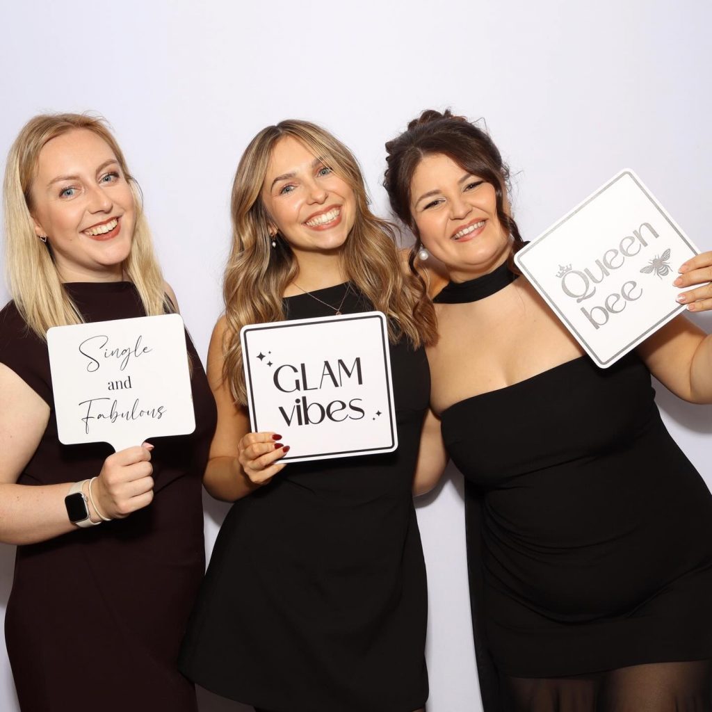 captured-by-j-and-t-cotswolds-huddle (11)