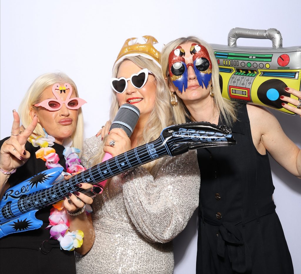 captured-by-j-and-t-cotswolds-huddle (6)