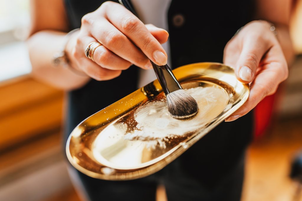 karolina-poznanska-make-up-artist-cotswolds-huddle (6)