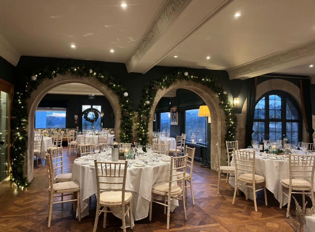 the-bear-of-rodborough-cotswolds-huddle (13)