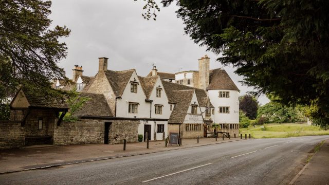 the-bear-of-rodborough-cotswolds-huddle (49)