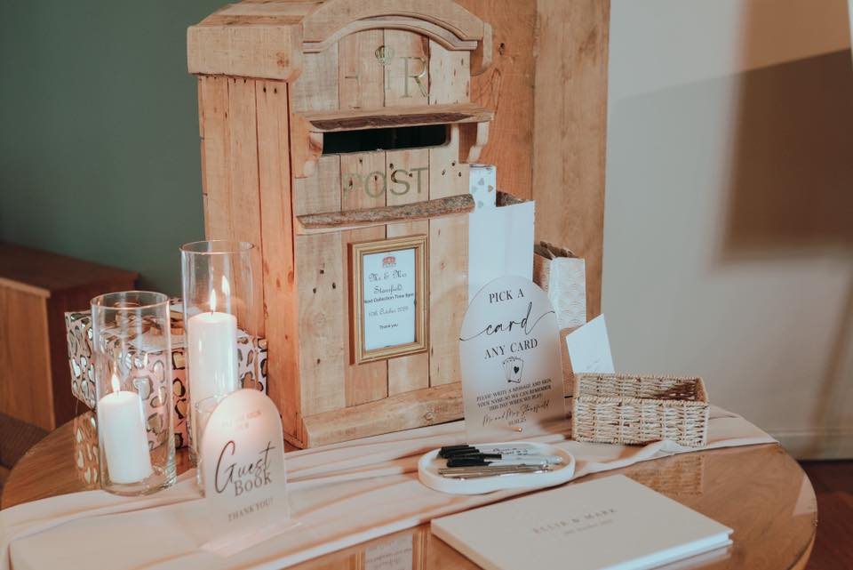 the-wedding-house-cotswolds-huddle (19)