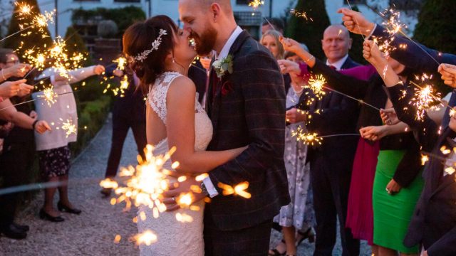 true-love-optics-wedding-photographer-cotswolds-huddle (2)