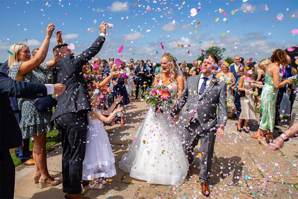 true-love-optics-wedding-photographer-cotswolds-huddle (6)