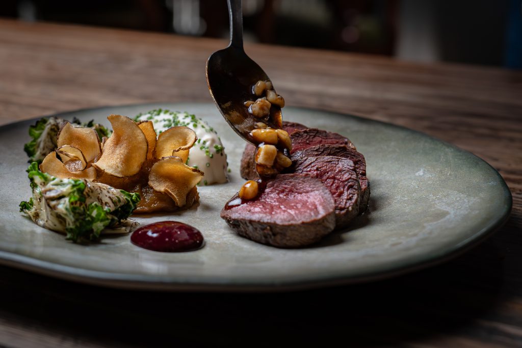 feathered-nest-inn-nether-westcote-cotswolds-huddle (2)