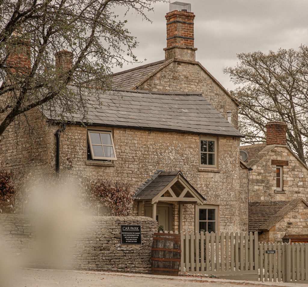 feathered-nest-inn-nether-westcote-cotswolds-huddle (3)