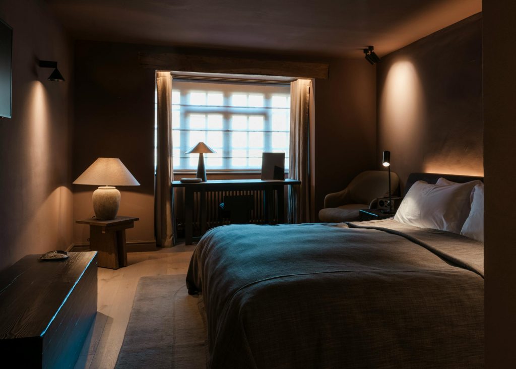 hyll-cotswolds-huddle (1)