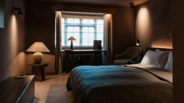 hyll-cotswolds-huddle (1)