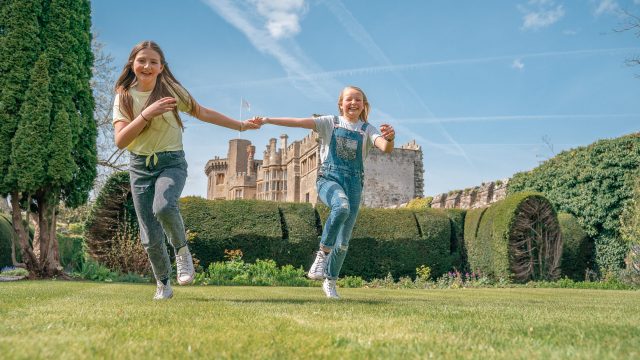 thornbury-castle-cotswolds-huddle (2)