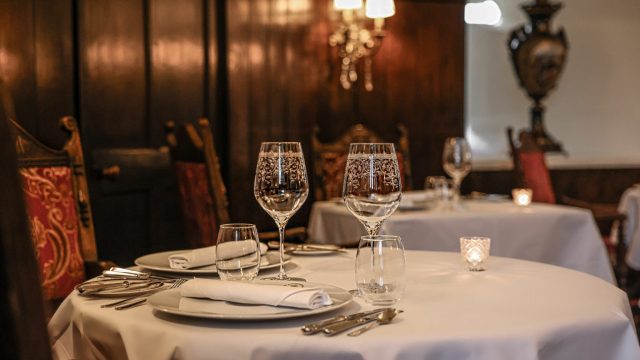 thornbury-castle-cotswolds-huddle (3)