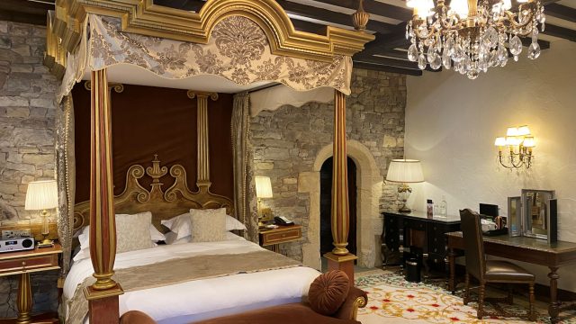 thornbury-castle-cotswolds-huddle (6)