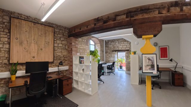 360-reveal-cotswolds-huddle (11)