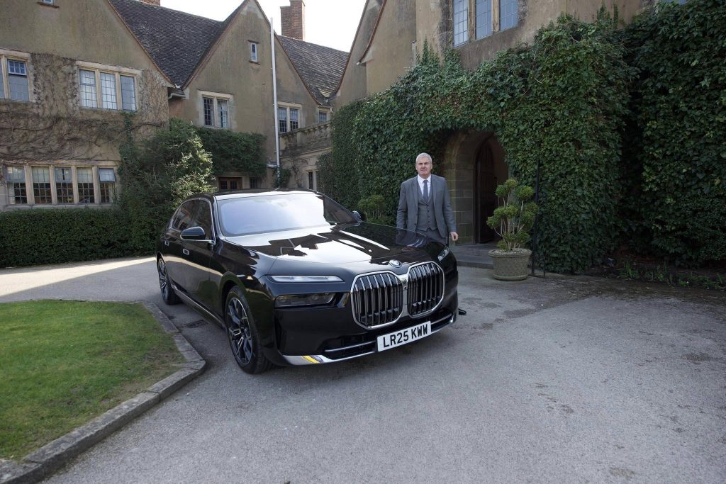 prestige-chauffeurs-warwickshire-cotswolds-huddle (4)