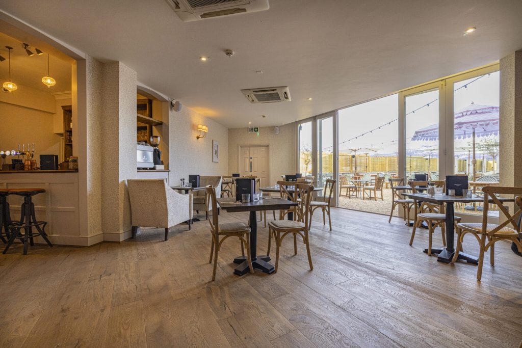 the-kings-head-cirencester-cotswolds-huddle (3)