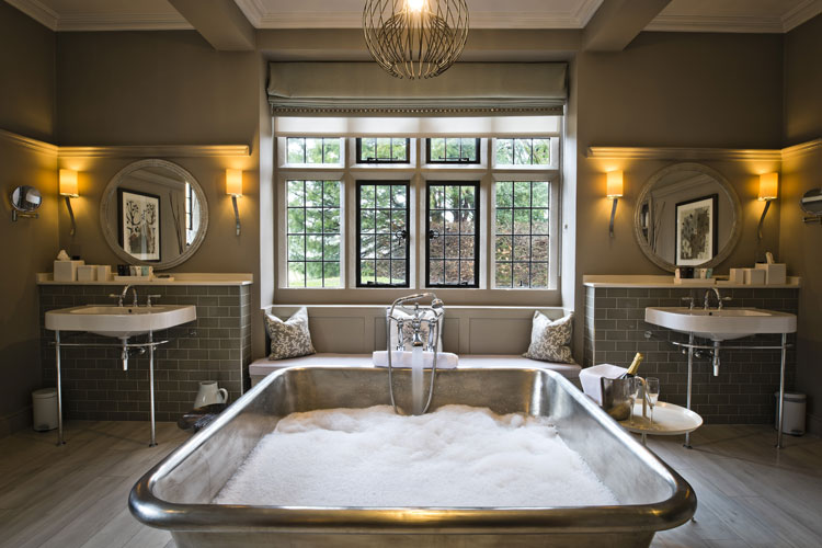 foxhill-manor-cotswolds-huddle (1)