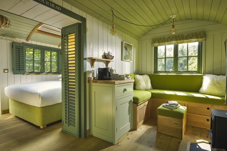 the-fish-treehouses-and shepherds-huts-cotswolds-concierge (1)