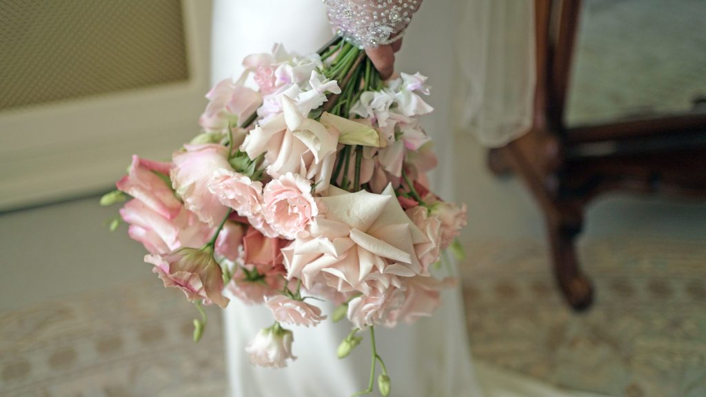 vogue-wedding-films-cotswolds-huddle (3)