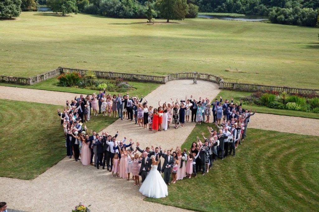 celebrant-jeremy-broughton-cotswolds-huddle (2)