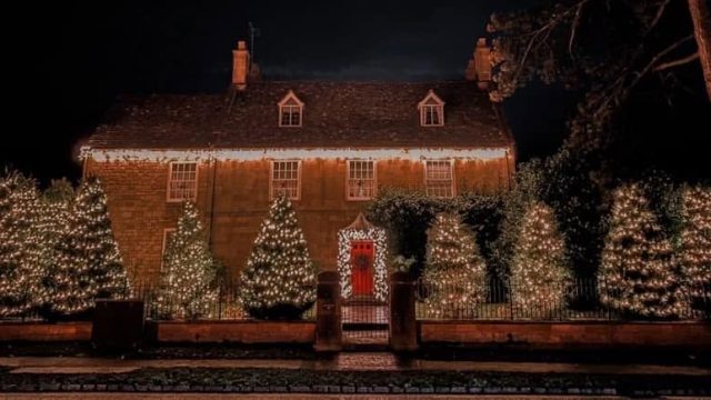 three-counties-christmas-decorators-cotswolds-huddle (10)