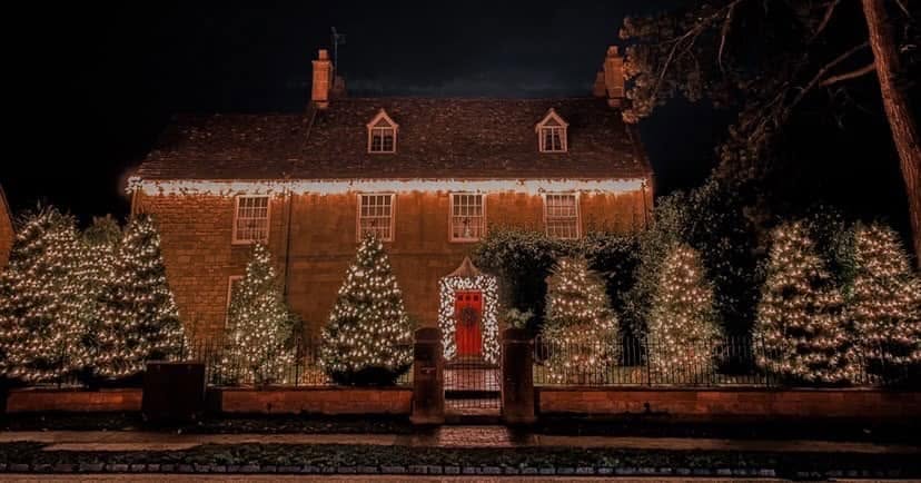 three-counties-christmas-decorators-cotswolds-huddle (10)