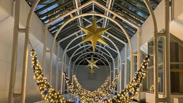 three-counties-christmas-decorators-cotswolds-huddle (12)