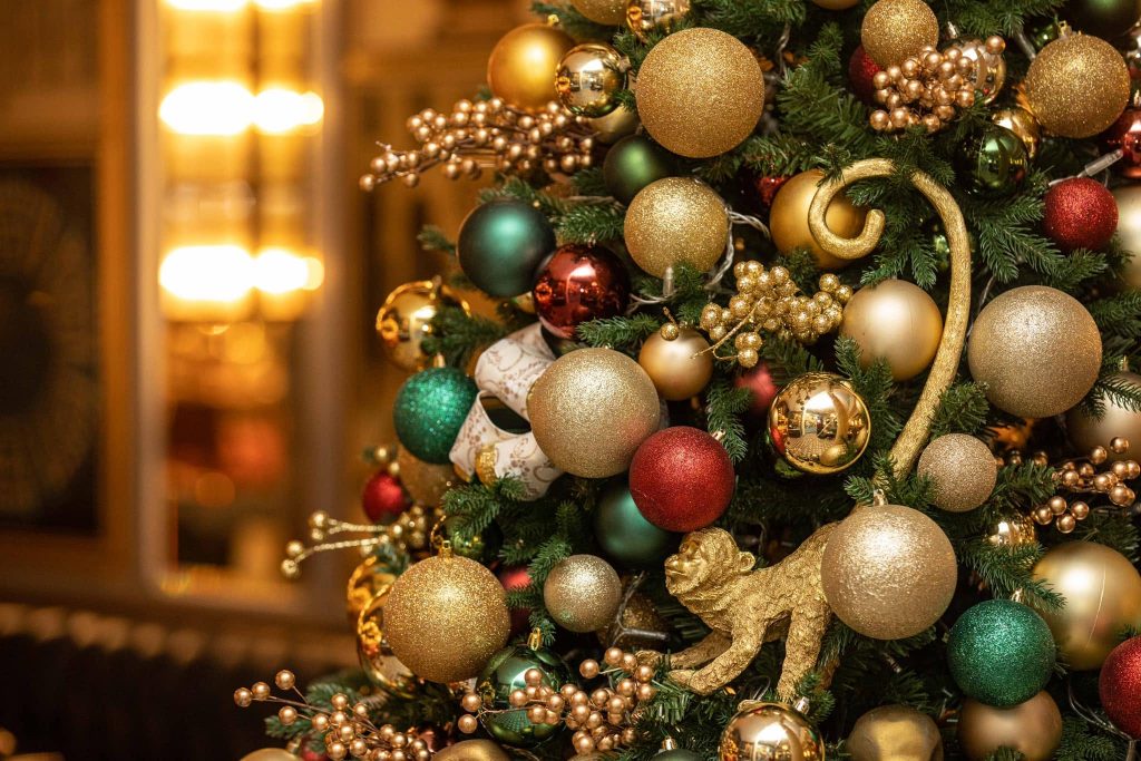 three-counties-christmas-decorators-cotswolds-huddle (15)