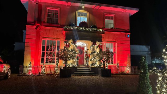 three-counties-christmas-decorators-cotswolds-huddle (20)
