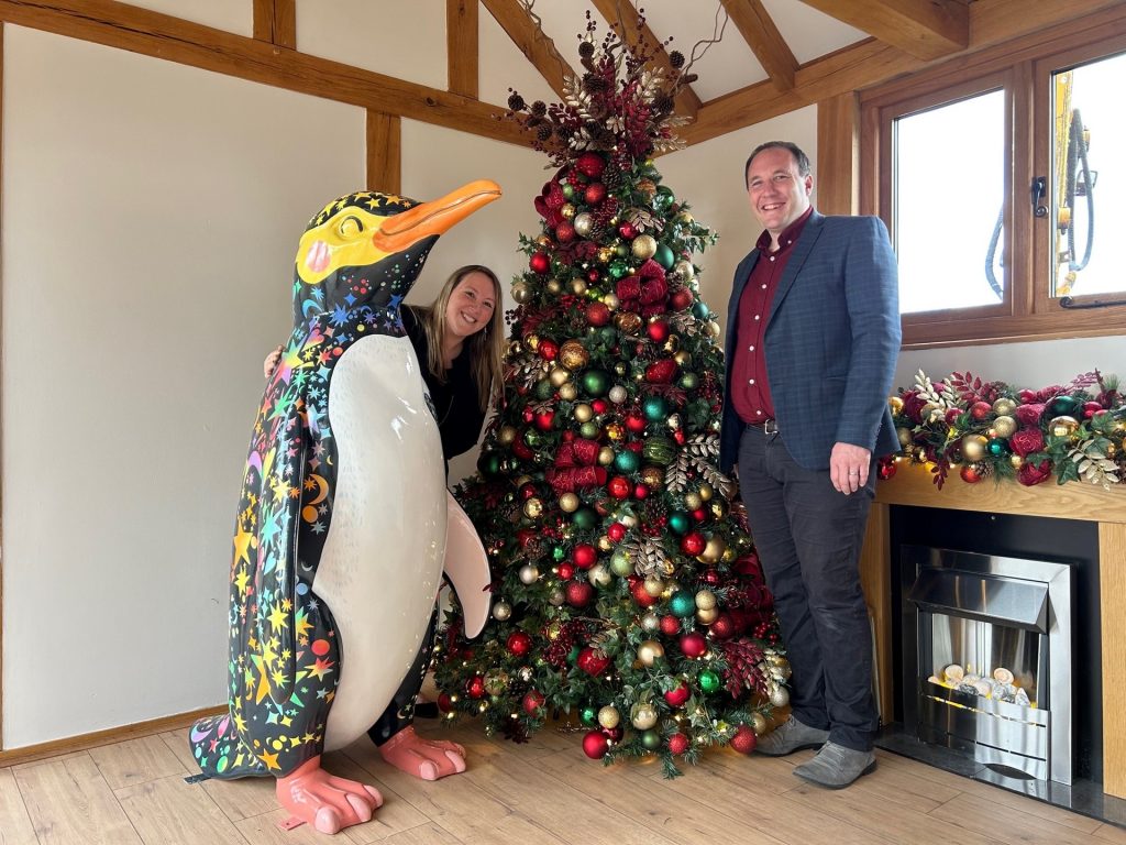 three-counties-christmas-decorators-cotswolds-huddle (23)