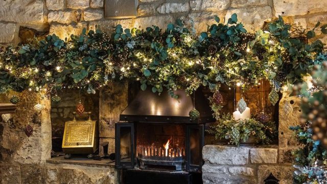 three-counties-christmas-decorators-cotswolds-huddle (7)